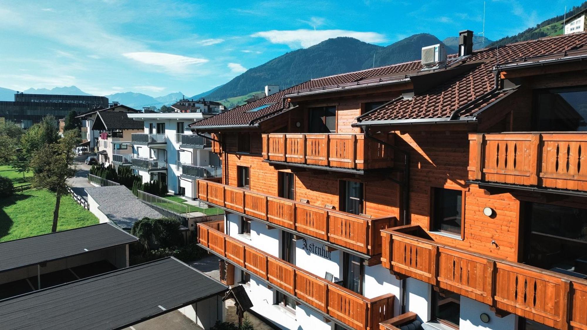 Oldwood Chalet - Balcony & Car Park By Alpenluxus Appartements Fuegen Ngoại thất bức ảnh