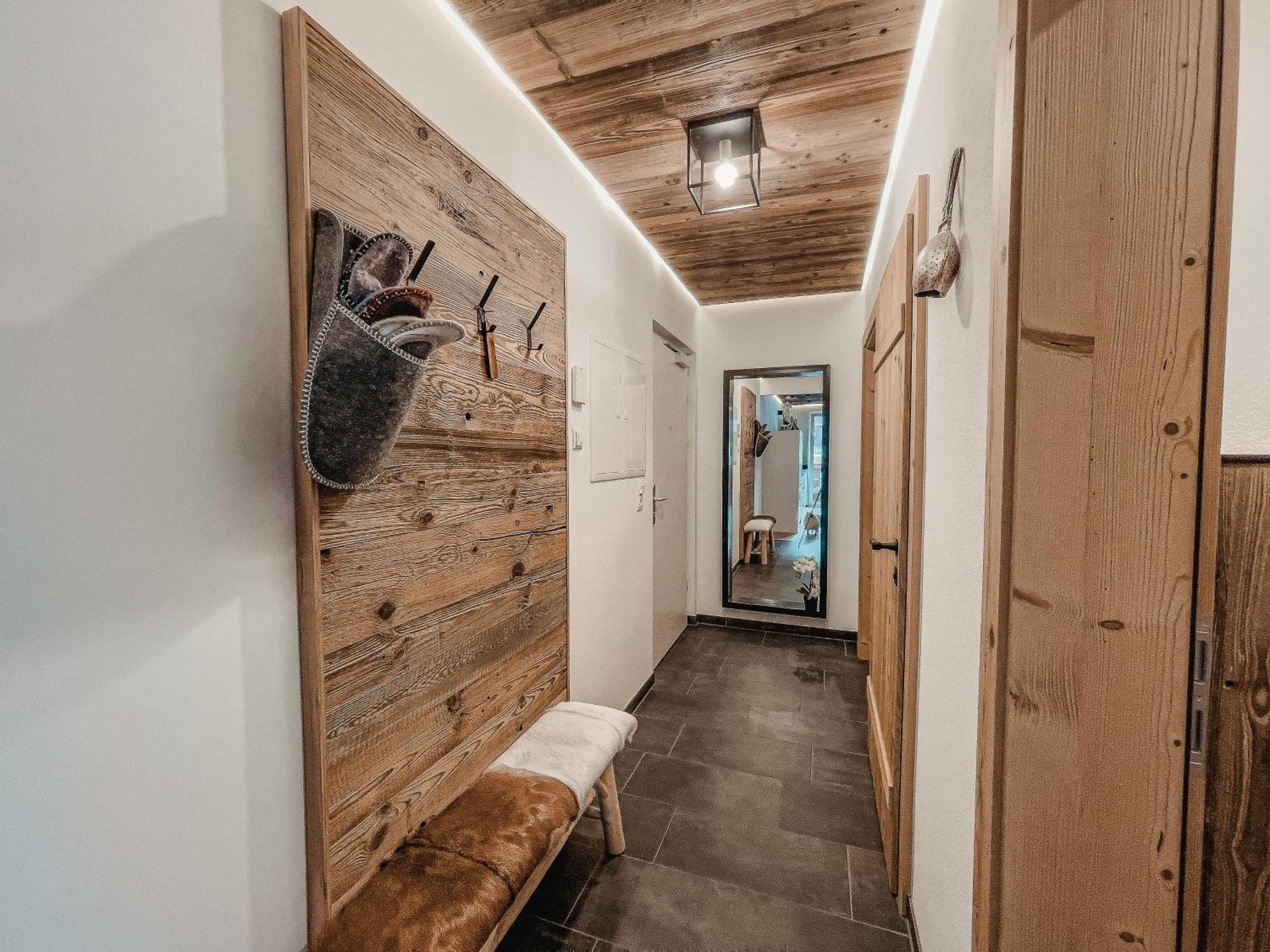Oldwood Chalet - Balcony & Car Park By Alpenluxus Appartements Fuegen Ngoại thất bức ảnh